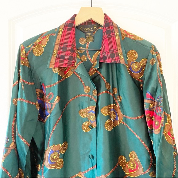 Vintage COREY B 100% Silk Button Up Shoulder Padded Blouse Christmas Colors - Picture 2 of 9